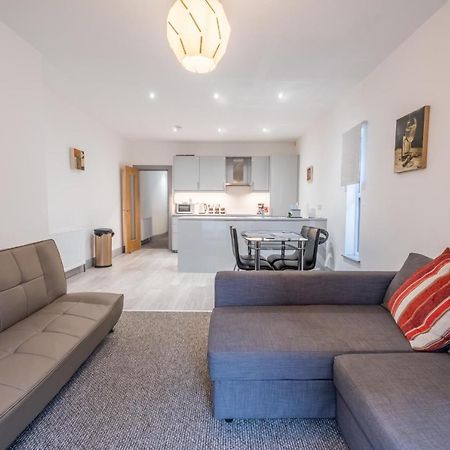 Portrush Marine Apartments Flat 3 מראה חיצוני תמונה